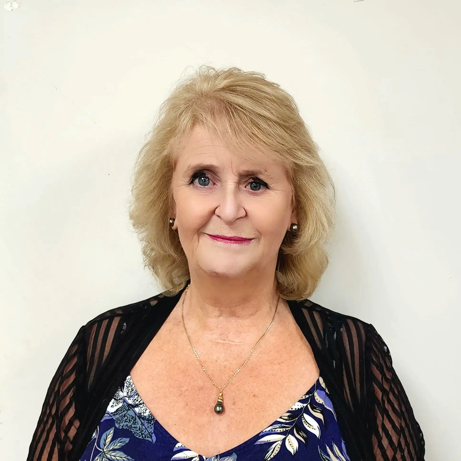 Lisa-Nolan-Johnston-Press-printing-nz